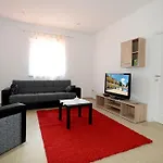 Mimi Apartmán *